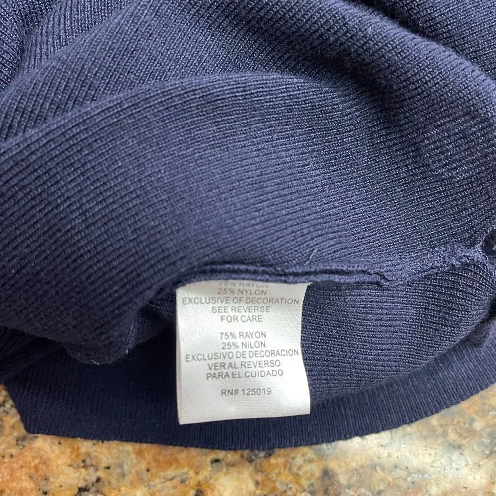 Joseph A Women Pullover Sweater Navy Blue Boat Neck Bronze Tone Eyelets NWOT - Picture 10 of 10